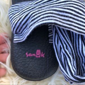 Sanuk Shoes - Sanuk Sandals Sanuk Shoes - Sanuk Sandals